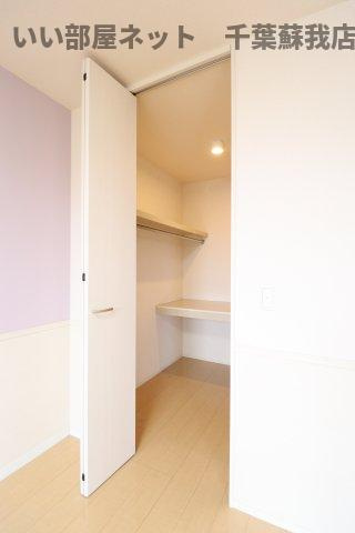 ピーノフォーリア弐番館の収納|ちょっとした収納スペースも充実しています