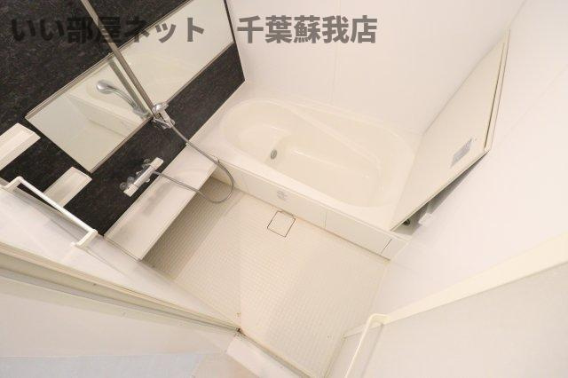 ピーノフォーリア弐番館の浴室|きれいなお風呂です