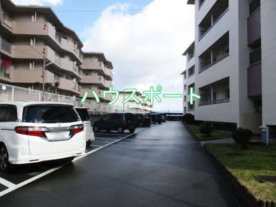 【駐車場】 | 南円明寺ヶ丘団地8棟