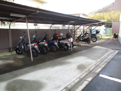 【駐輪場】 | 南円明寺ヶ丘団地8棟