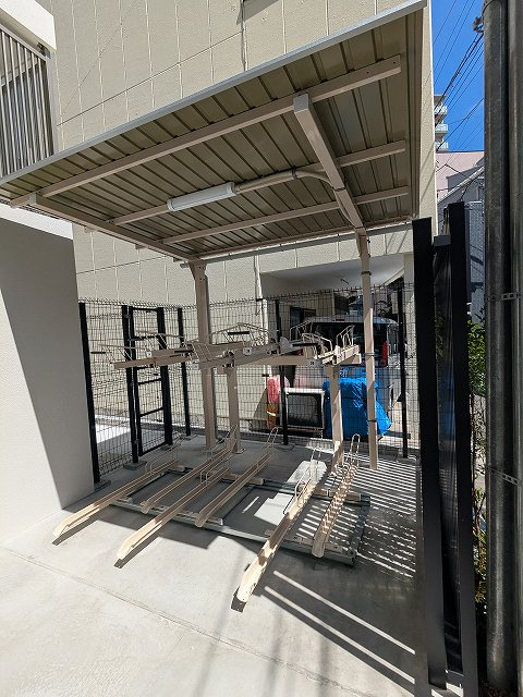 ニド三ノ輪の設備|屋根付き駐輪場