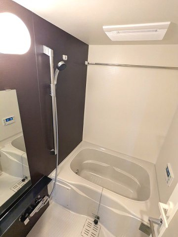 ニド三ノ輪の浴室|追焚オートバス、浴室暖房乾燥機