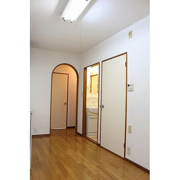 サンライズ泉の内装