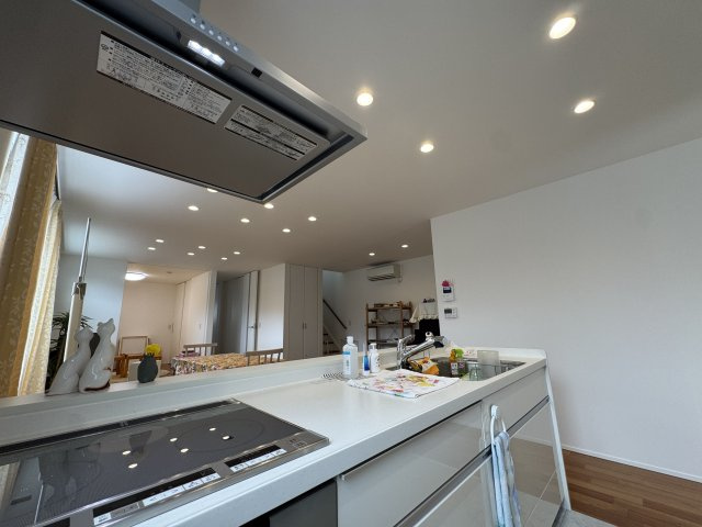 -三丁目不動産-　本庄市柏1丁目　注文住宅　オール電化のキッチン