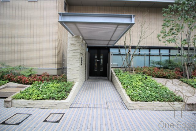 クラッシィタワー淀屋橋のエントランス