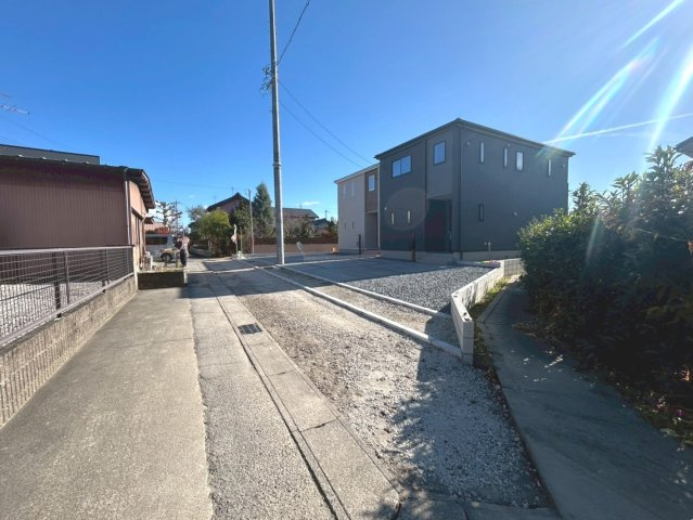 リーブルガーデン　一宮市北方町　全2区画分譲の前面道路含む現地写真|■前面道路　■ヤマダ不動産　株式会社リライフ　
■夢のマイホーム購入をフルサポートします！