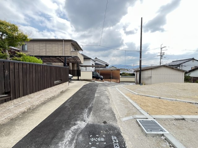 奈良市法華寺町の前面道路含む現地写真
