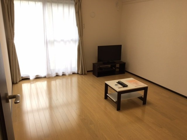 クレイノグランメゾン若葉の居間・リビング|リビングです