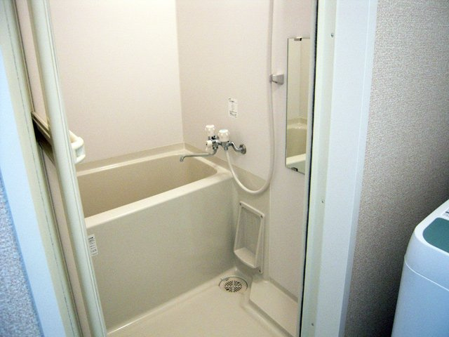 レオネクスト佃の浴室|日々の暮らしに欠かせないお風呂です