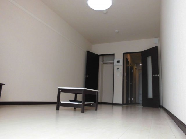 レオネクストホワイトパレスの居間・リビング|リビングです