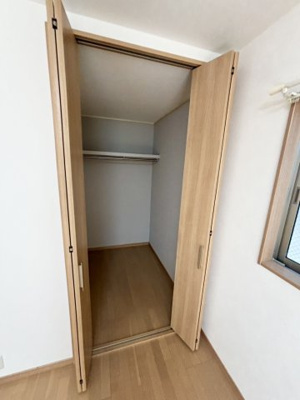 【収納】 | 港区市岡2丁目中古戸建 | 洋室（約6.75帖）