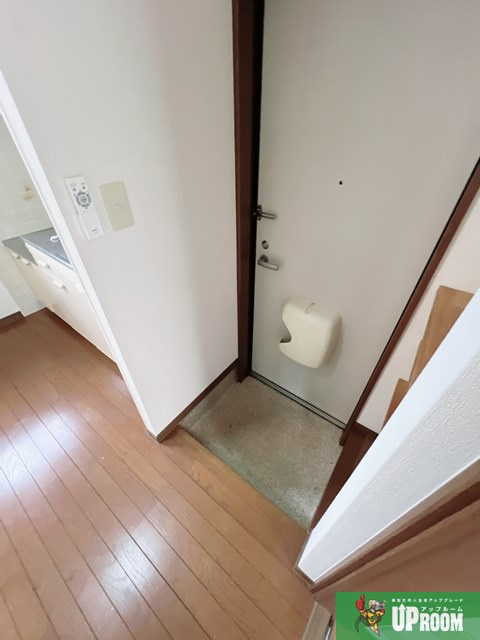 ベルウッドハイム岩倉の玄関