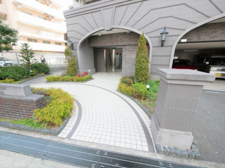 【エントランス】 | エスリード京橋ステーションプラザ | 落ち着いたエントランスです