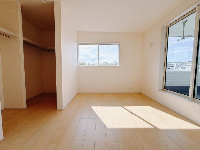 【新築戸建】高崎市新町第7の洋室|■2階洋室（3号棟）｜子供部屋のメリットは「自立心を養うことができる」「自分で整理整頓できるようになる」そして、お子様が成長した際には「プライバシーを確保できる」といい事だらけ♪