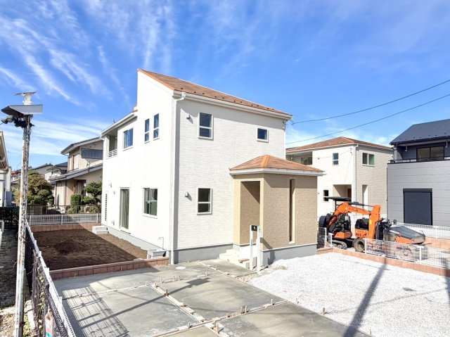 【新築戸建】高崎市新町第7の外観|■外観（3号棟）｜閑静な住宅街で始める新しい暮らし♪開放的な毎日をあなたへ(^^♪