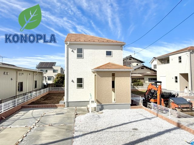 【新築戸建】高崎市新町第7の外観|■外観（3号棟）｜ここから始まる「日常」はご家族にとってかけがえのない時間となります。少しでも豊かに、快適に。