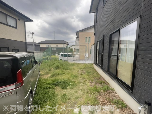 中古戸建・中古住宅　郡山市田村町東山1丁目　守山小・守山中の庭|※荷物を消したイメージになります。軽自動車を停めても余裕の広さですね♪