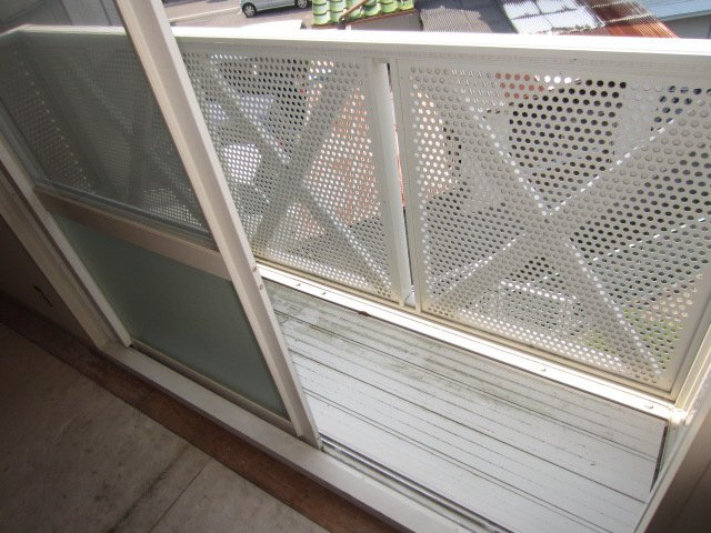 【バルコニー】