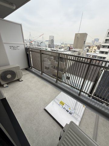 スプランディッド弁天町WESTのバルコニー