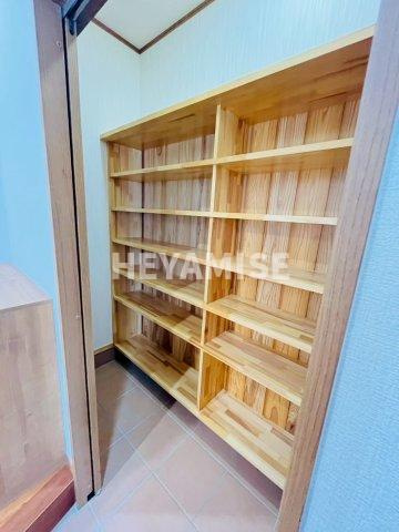 豊洋台2丁目戸建のその他|シューズクローク