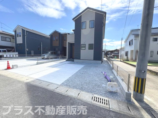 【外観】 | 現地写真。プラス不動産販売なら、現場の全ての棟をまとめてご見学頂けます。