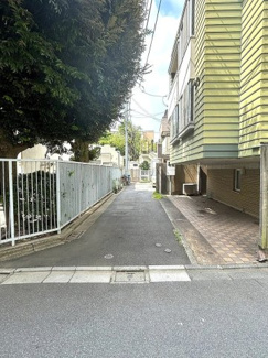 【前面道路含む現地写真】