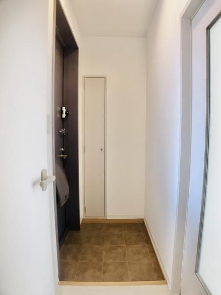 フォルス船橋Ⅲの玄関