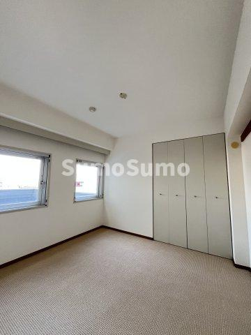 グランドメゾン三軒茶屋の寝室|ゆとりの広さです