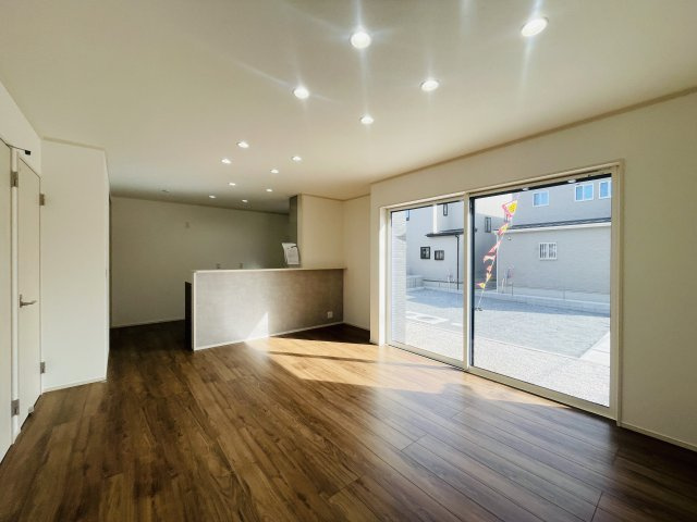 【居間・リビング】 | 熊谷市石原　　新築戸建　　全６区画　１号棟