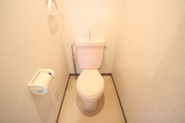 プーテゥジュール4番館のトイレ