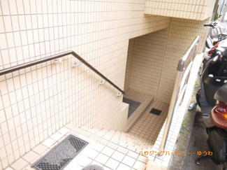 【エントランス】 | 清廉とされたエントランスになっています。