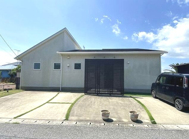 長生郡一宮町東浪見　平家中古戸建の駐車場|平成23年1月築2LDK平家 敷地約125坪バーデキューやドックランが可能です5台可オール電化海近