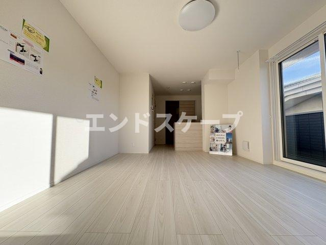 D-ROOM 文京町3丁目の居間・リビング|高崎、前橋のお部屋探しはエンドスケープまで！お客様の理想お聞かせ下さい♪