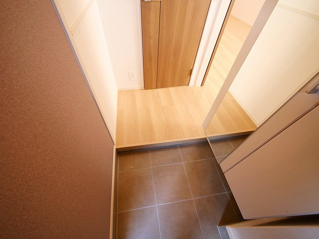 エレガンス　ハーモニーの玄関