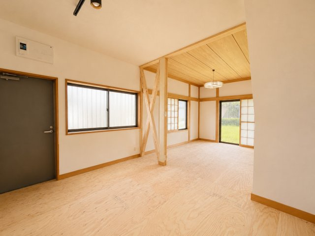 銚子市三崎町１丁目　中古戸建の居間・リビング|※画像の一部はAIを用いて加工・編集しています。実際の状況と異なる場合がありますので、ご了承下さい。