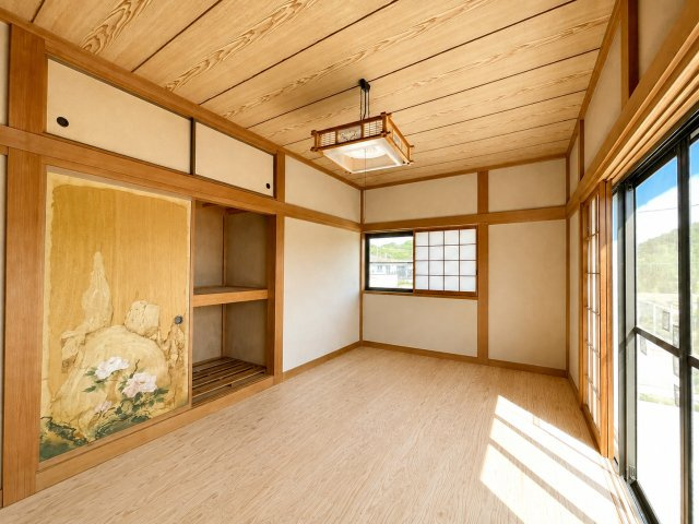 銚子市三崎町１丁目　中古戸建の洋室|※画像の一部はAIを用いて加工・編集しています。実際の状況と異なる場合がありますので、ご了承下さい。