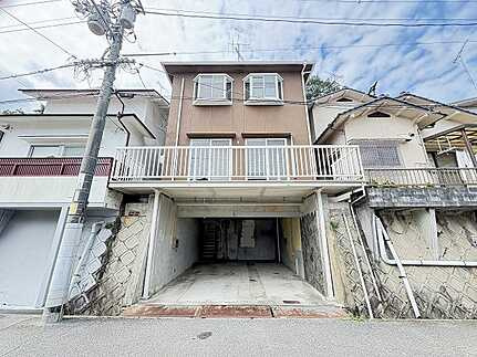 安芸郡熊野町平谷2丁目　中古一戸建て