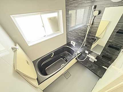 安芸郡熊野町平谷2丁目　中古一戸建ての浴室