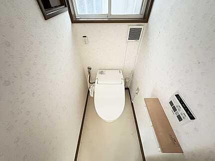 安芸郡熊野町平谷2丁目　中古一戸建てのトイレ