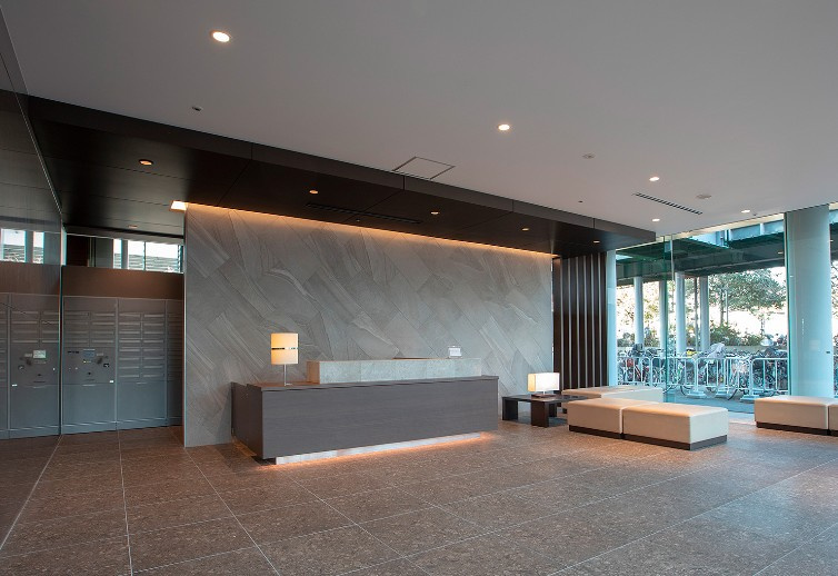 リバーサイド隅田セントラルタワーのロビー