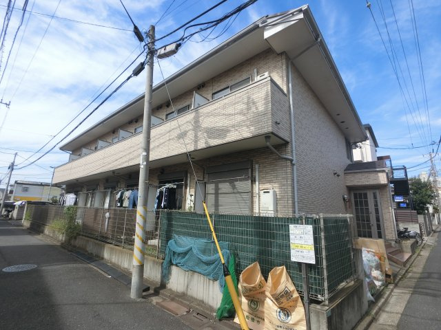 ルームピア船橋の外観