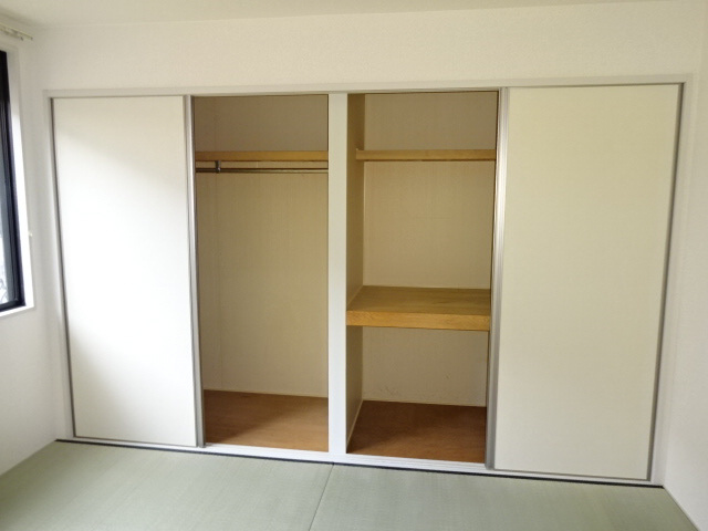 フォーレス塩屋の収納