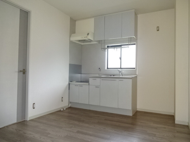 フォーレス塩屋の居間・リビング