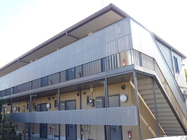 伊勢原市石田のアパートの画像