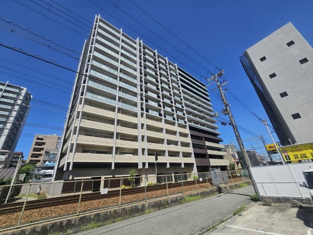 ワコーレ塚口駅前ファーストエンブレム