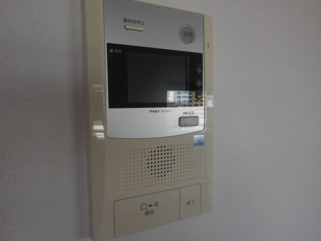 【防犯設備】 | グランドステイツ薬院ギャラリー | TVモニタ付ドアホンで安心・安全にお過ごしいただけます