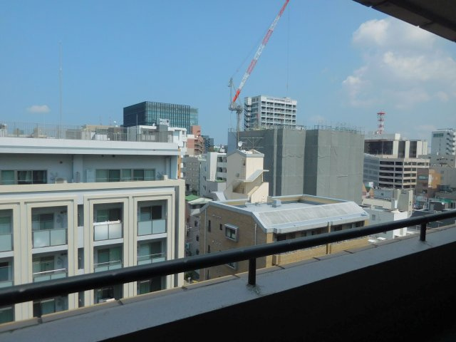 【展望】 | グランドステイツ薬院ギャラリー | バルコニー前が道路になっているので前面の建物との距離があり開放感ばっちりです