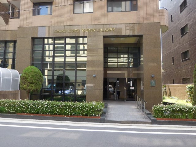 【エントランス】 | グランドステイツ薬院ギャラリー | 安全に配慮されたオートロックマンションです。室内ＴＶモニタ付インターホンで来訪者を確認できます