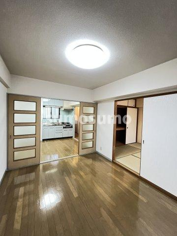 ザ・シティ塚口の居間・リビング