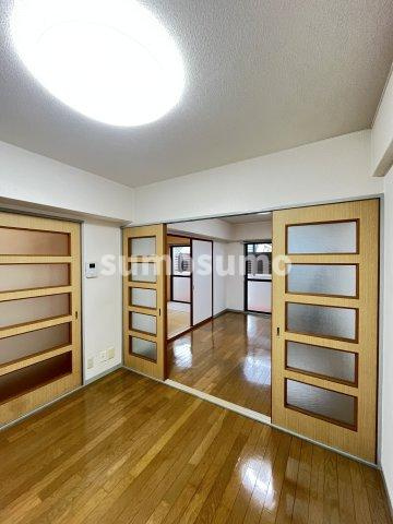 ザ・シティ塚口の居間・リビング